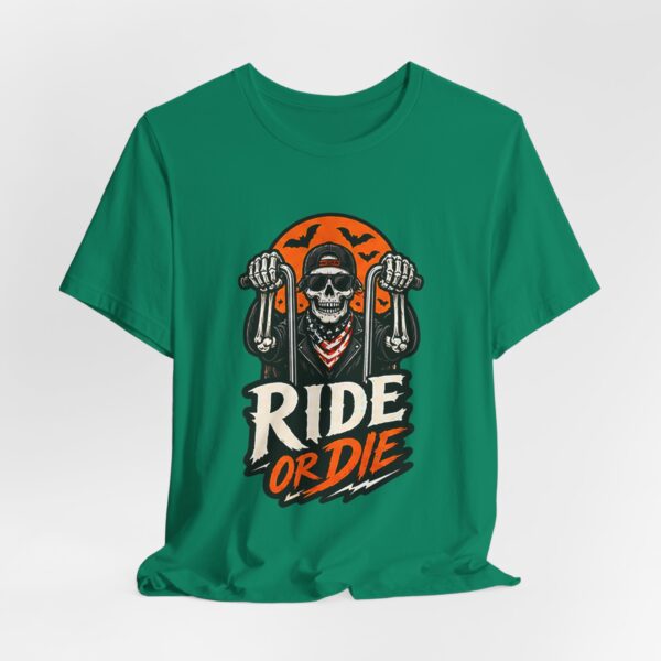 11720546140930550594_2048.jpeg Ride or Die Skull Motorcycle Tee — Vintage Biker T‑Shirt