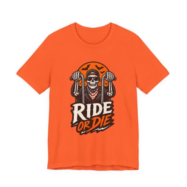 13201599645395415060_2048.jpeg Ride or Die Skull Motorcycle Tee — Vintage Biker T‑Shirt