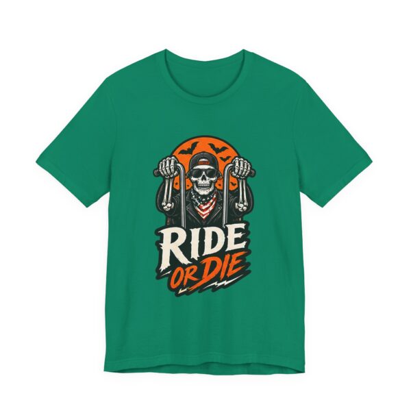 16864771754884155188_2048.jpeg Ride or Die Skull Motorcycle Tee — Vintage Biker T‑Shirt
